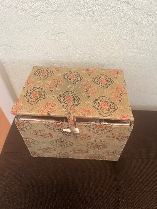 Old Chinese Vintage Jewelry Box Jewelry - #1842”6X7”Chinese Old Vintage Silk Jewelry/Trinket Box in Gold and Coral